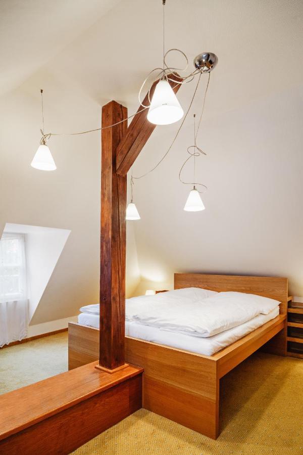 U Cerneho Medveda- At The Black Bear Apartment Прага Екстериор снимка