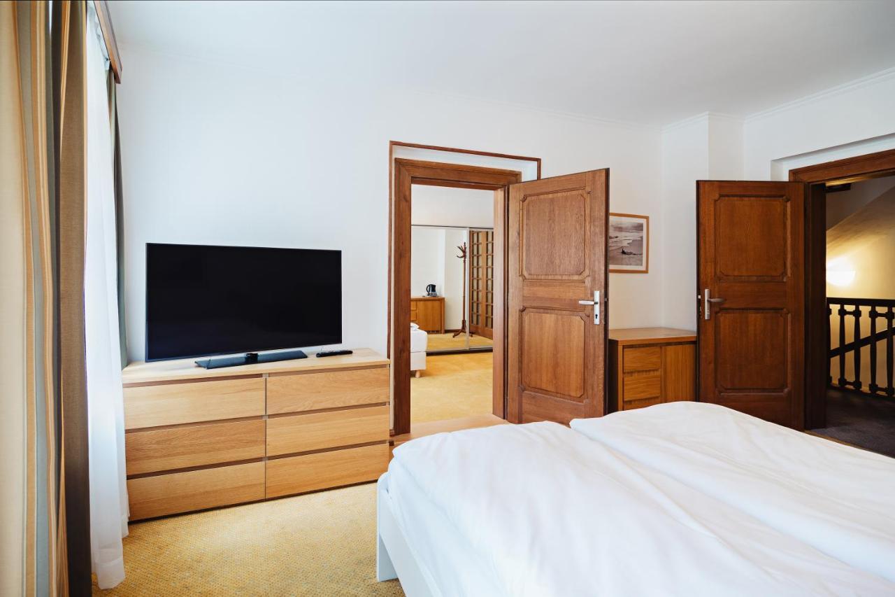 U Cerneho Medveda- At The Black Bear Apartment Прага Екстериор снимка