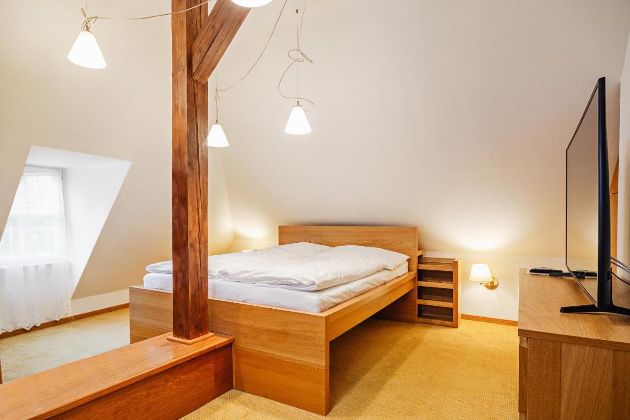 U Cerneho Medveda- At The Black Bear Apartment Прага Екстериор снимка