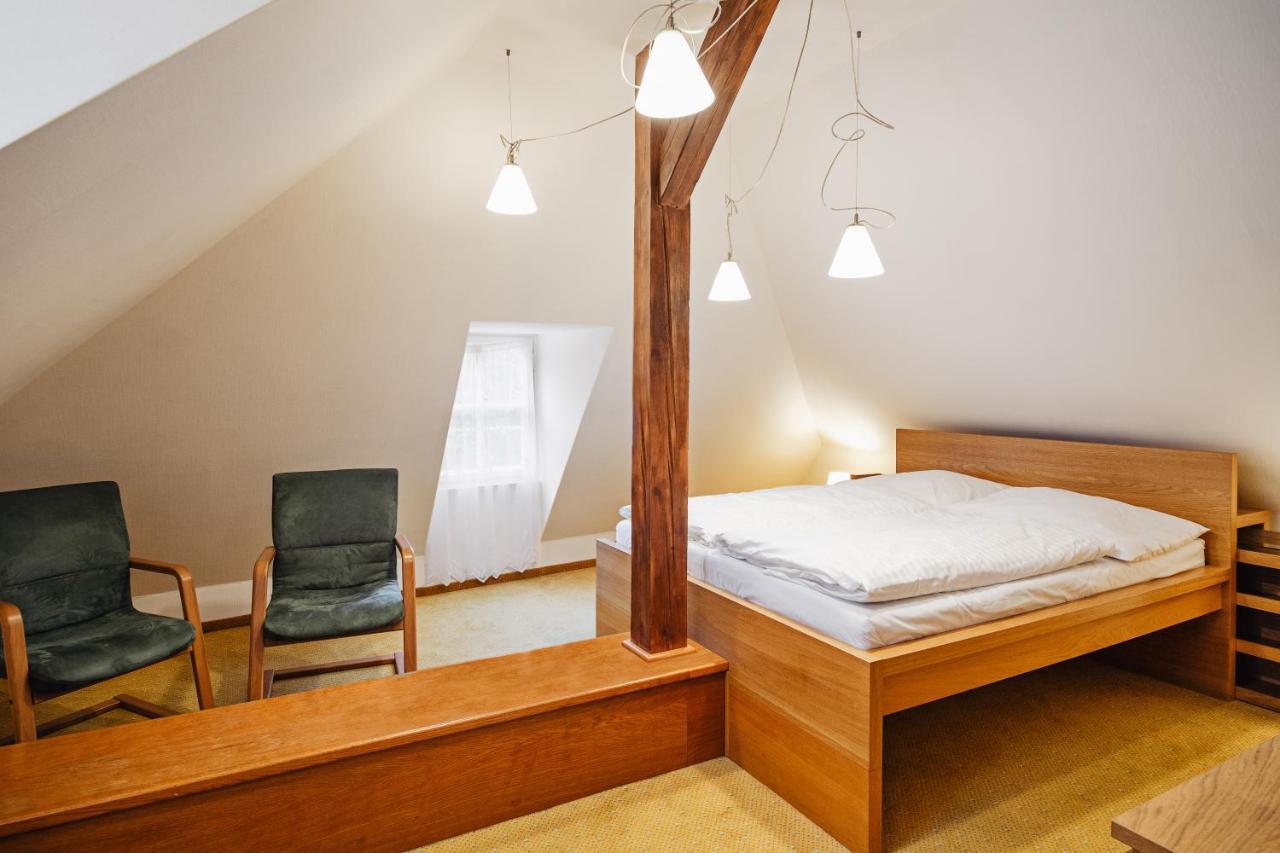 U Cerneho Medveda- At The Black Bear Apartment Прага Екстериор снимка